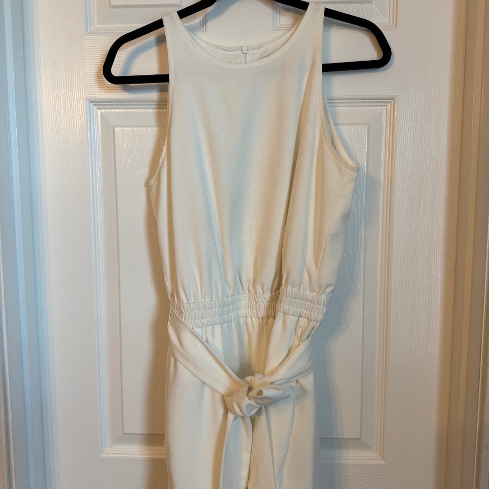 White Romper With Pockets - image 1